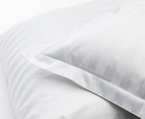 DUX bed linen satin stripe white